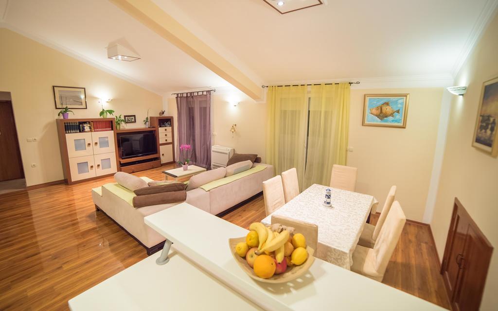 Captain'S Apartment Barbat na Rabu Exterior photo